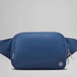 NWT Lululemon Everywhere Belt Bag Large 2L Pitch Blue Color